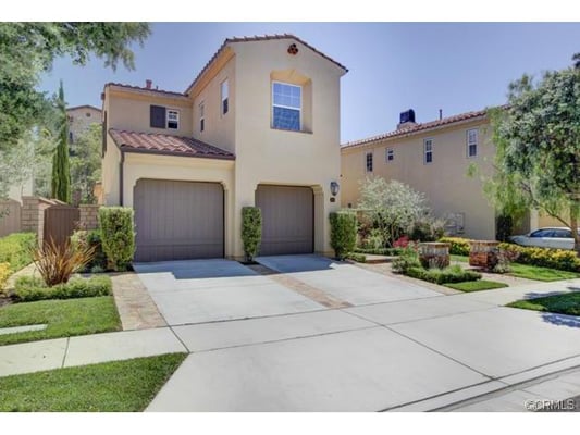 Photo of Ann Urias - Aston Group Real Estate - Tustin, CA, United States. Laguna Niguel Real Estate discount broker