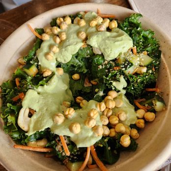 E+ROSE Wellness Cafe - Nashville Hot Kale Salad - Vegan Near Me - Brentwood, Tennessee