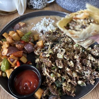 Pradera Brunch - Mexicana - Breakfast & Brunch Near Me - Baldwin Park, California