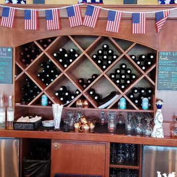 Rumrunners - Seafood Near Me - Cape Coral, Florida