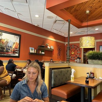 Another Broken Egg Cafe - Breakfast & Brunch Near Me - Tampa, Florida Another Broken Egg Cafe - Breakfast & Brunch Near Me - Tampa, Florida