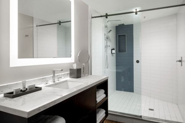 The CURRENT Hotel, Autograph Collection by null