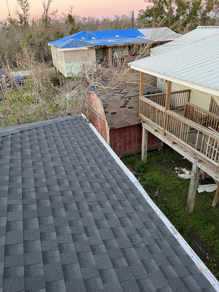 Slide of No Limit Roofing