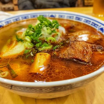 Big Beef Bowl Hand-Pulled Noodle - Braised beef brisket w/ thick flat noodle - Noodles Near Me - Markham, Ontario Big Beef Bowl Hand-Pulled Noodle - Braised beef brisket w/ thick flat noodle - Noodles Near Me - Markham, Ontario