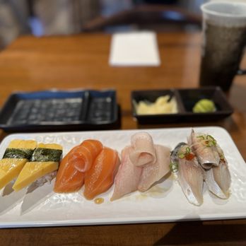 Kuma Sushi - Nigiri - Sushi Bars Near Me - Reno, Nevada Kuma Sushi - Nigiri - Sushi Bars Near Me - Reno, Nevada