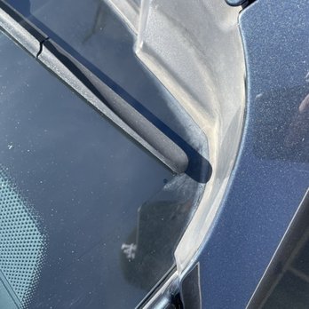 AV Car Wash & Auto Spa - Didnt clean window jams at all - Gas Stations Near Me - Palmdale, California