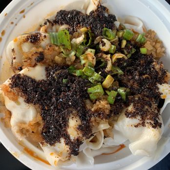 White Bear - Spicy wontons - Chinese Near Me - Flushing, New York