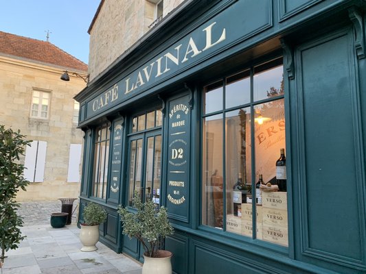 Café Lavinal by null