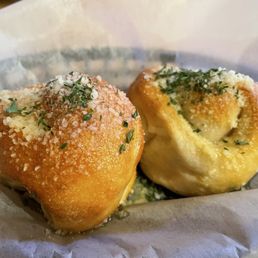 Garlic knots Garlic knots