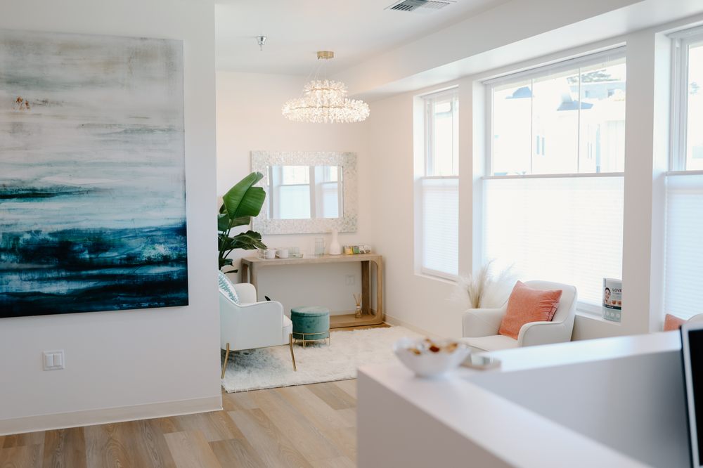 Beauty Lounge Med Spa Logo