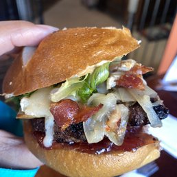 Pb & J Burger