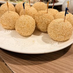 Luk Foo Cantonese Kitchen - Sesame balls