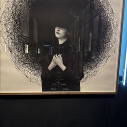This is a piece of art by Dan Hilllbier. he made the piece that made the album cover for Royal Blood, one of my favorite bands. This is a piece of art by Dan Hilllbier. he made the piece that made the album cover for Royal Blood, one of my favorite bands.