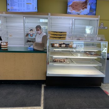 Goldie's Donuts & Bakery - Inside bakery - Donuts Near Me - Lyndhurst, Ohio Goldie's Donuts & Bakery - Inside bakery - Donuts Near Me - Lyndhurst, Ohio