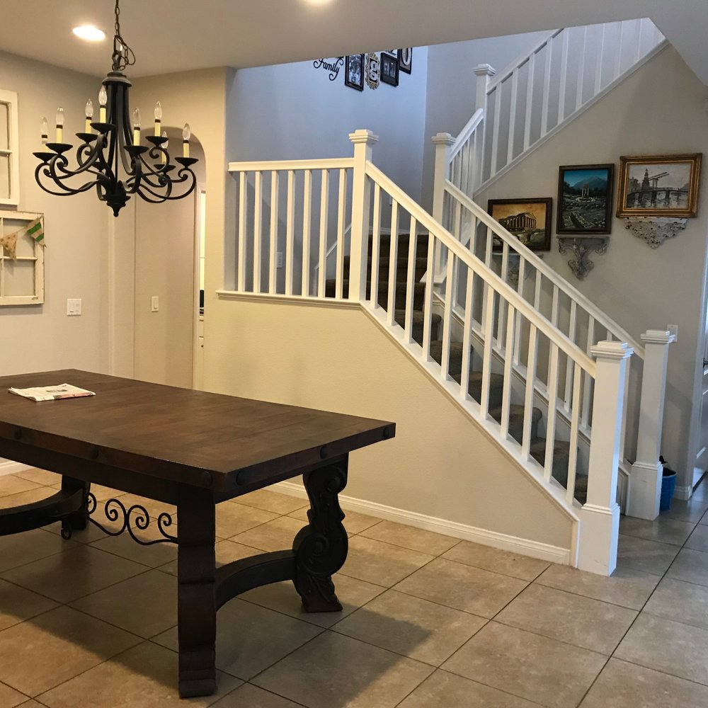 SoCal Carpets and Floorcovering - Before - Dining Room - Flooring Near Me - Chula Vista, California SoCal Carpets and Floorcovering - Before - Dining Room - Flooring Near Me - Chula Vista, California