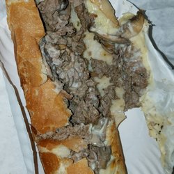 Good Guys Pizza - Paper plates don't belong inside of sandwiches...cheese tends to stick.