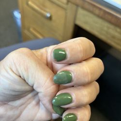 Lux Nails & Spa - This is less than a week later.