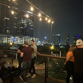 Happiest Hour - rooftop bar - Cocktail Bars Near Me - Dallas, Texas Happiest Hour - rooftop bar - Cocktail Bars Near Me - Dallas, Texas