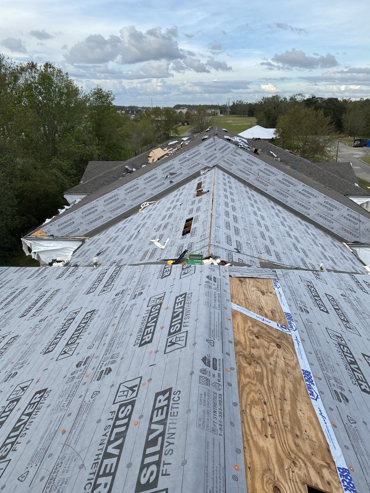 Slide of Mendez Men Construction