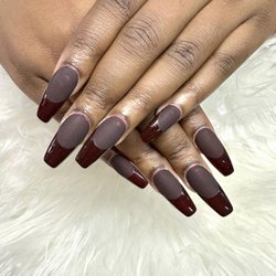 Leyna Nails & Spa