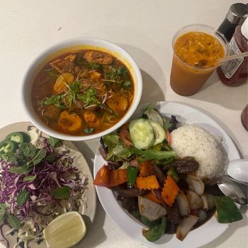 Loving Hut - Vegan Near Me - Orange, California