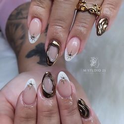 #chromenails#3dnailsdesign