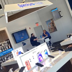 The manager has been talking for over 30 min while the line is down the wall