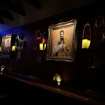 Little Spirit - Eclectic paintings on the wall - Cocktail Bars Near Me - Atlanta, Georgia Little Spirit - Eclectic paintings on the wall - Cocktail Bars Near Me - Atlanta, Georgia
