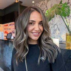 Current Salon & Color Bar by Nese