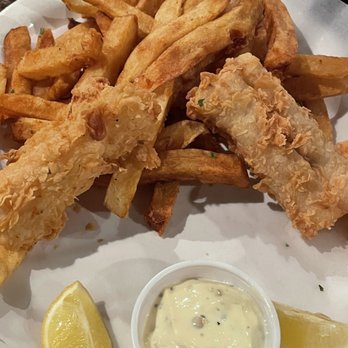 The Londoner - Pubs Near Me - Addison, Texas