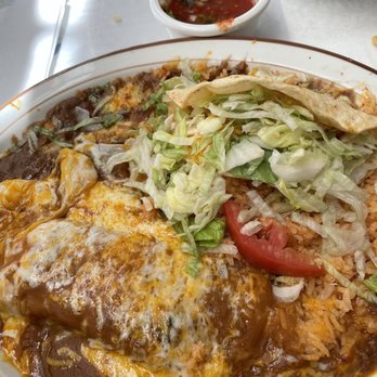 El Farolito - Enchilada and taco combo - Seafood Near Me - Los Angeles, California El Farolito - Enchilada and taco combo - Seafood Near Me - Los Angeles, California