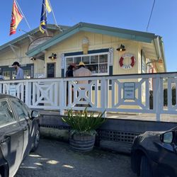 Breakers Café - Sat 2/24/24 shirt ice cream line cuz further from Stinson Beach.
