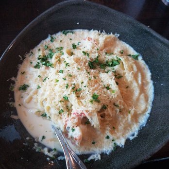 Campbell’s Pub & Veranda - Lobster alfredo was creamy with chunks of lobster meat. Very filling. - New American Near Me - Chelan, Washington Campbell’s Pub & Veranda - Lobster alfredo was creamy with chunks of lobster meat. Very filling. - New American Near Me - Chelan, Washington
