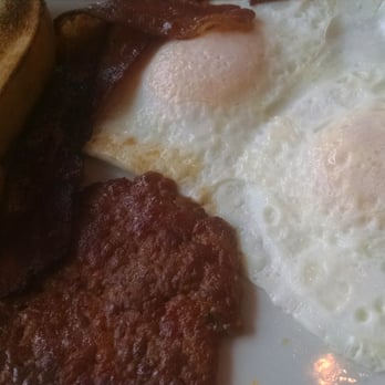 Freedom Square Diner - Breakfast & Brunch Near Me - Verona, Pennsylvania Freedom Square Diner - Breakfast & Brunch Near Me - Verona, Pennsylvania