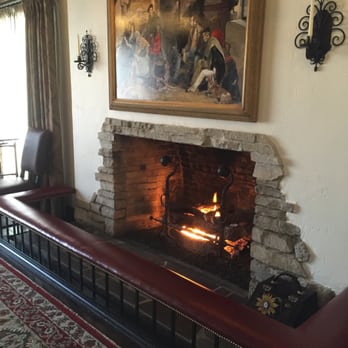 Deer Path Inn - Hotels Near Me - Lake Forest, Illinois Deer Path Inn - Hotels Near Me - Lake Forest, Illinois