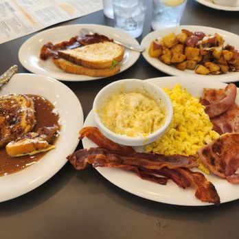 Eggs Up Grill - Breakfast & Brunch Near Me - Cedar Park, Texas