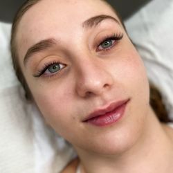 Eyelinq Beverly Hills - Soft volume