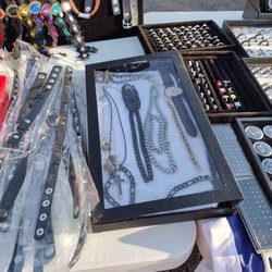 Peddlers Flea Market
