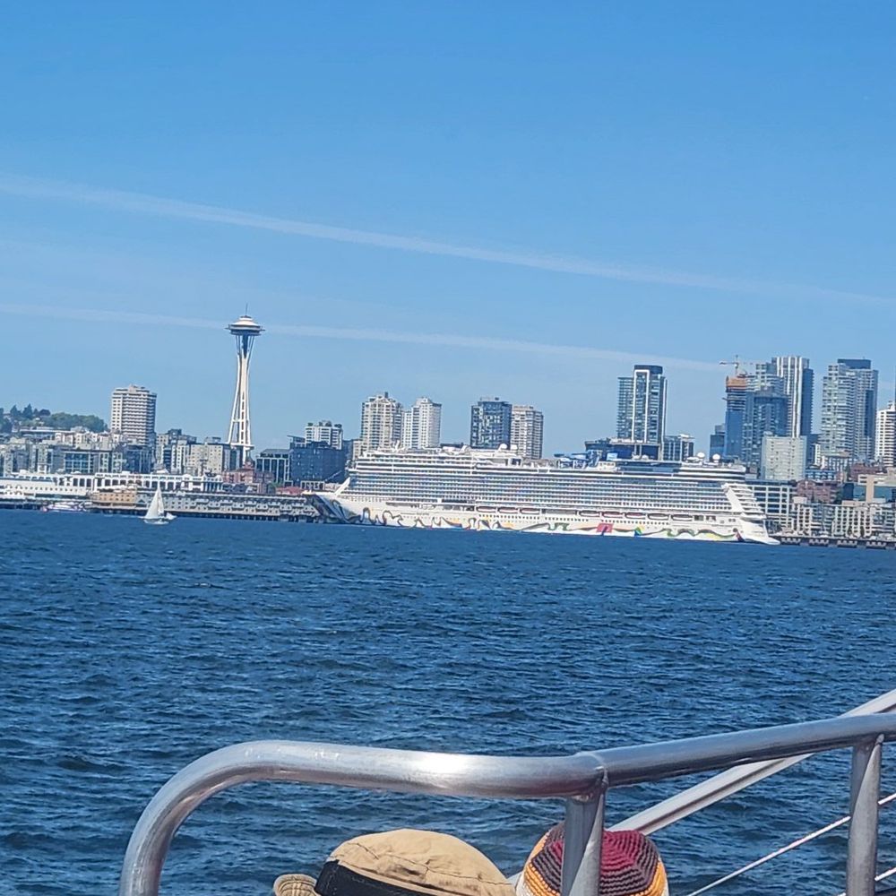 Salish Sea Tours - Boat Tours Near Me - Seattle, Washington Salish Sea Tours - Boat Tours Near Me - Seattle, Washington