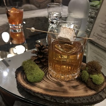 Radisson Blu Aqua Chicago - That presentation. - Hotels Near Me - Chicago, Illinois