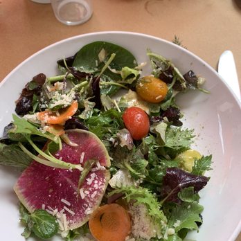 Fete - Fete Salad - New American Near Me - Honolulu, Hawaii