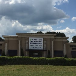 Venture Medical Associates - NEVER A WAIT HERE. Very clean and professional. Bathrooms are right in the lobby and easily accessible.