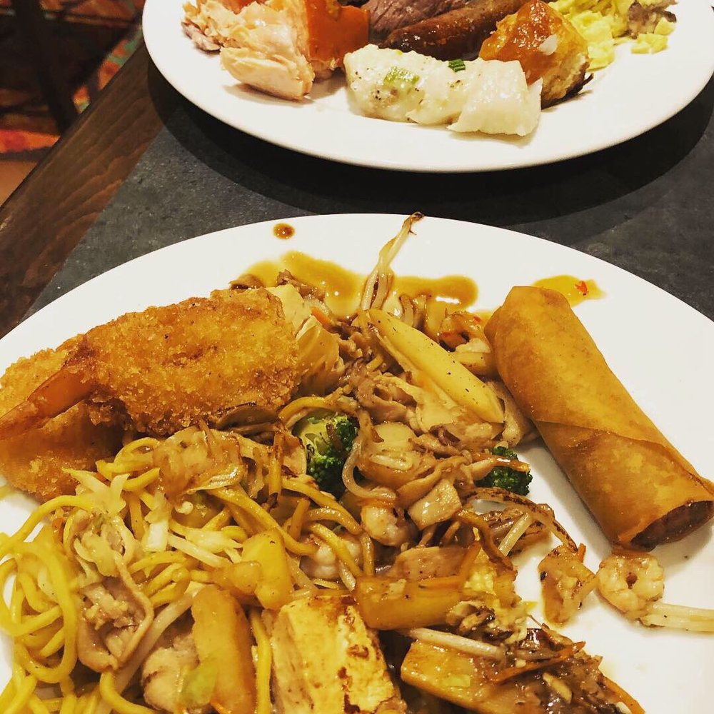 Falls Buffet - Mongolian grill and brunch selection on a random Sunday - Buffets Near Me - Snoqualmie, Washington