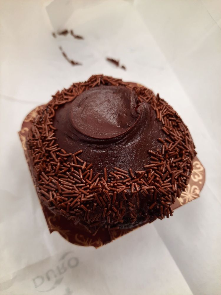 FROSTED CUPCAKERY 1053 Photos & 1480 Reviews 4817 E 2nd St, Long