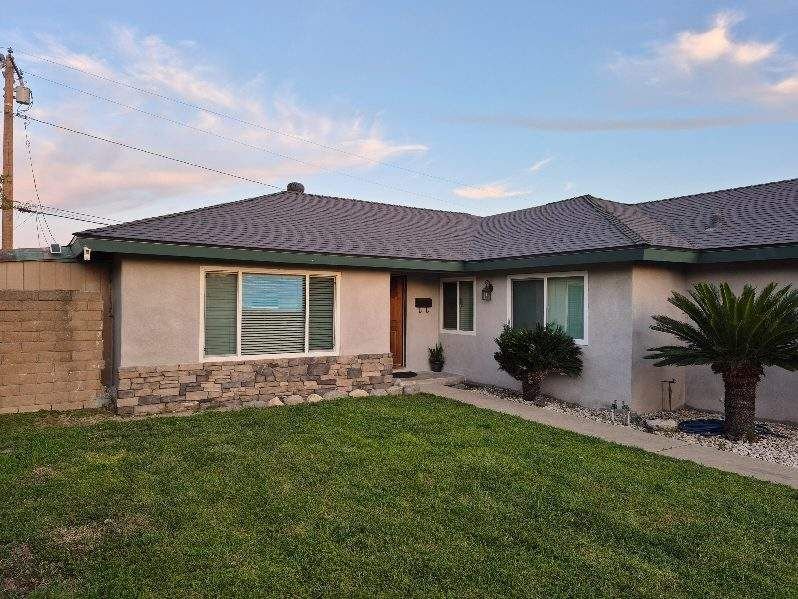 Slide of Spikes Roofing