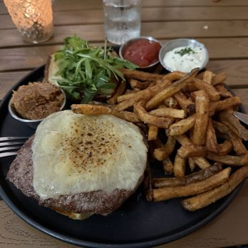Brick & Mortar - Burger - New American Near Me - Saint Petersburg, Florida Brick & Mortar - Burger - New American Near Me - Saint Petersburg, Florida