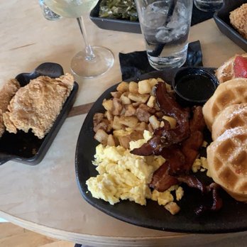 Taste Bar + Kitchen - Taste Breakfast with a side of chicken - Cocktail Bars Near Me - Houston, Texas Taste Bar + Kitchen - Taste Breakfast with a side of chicken - Cocktail Bars Near Me - Houston, Texas