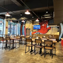 Kenny's Flippin Burgers - Dining area.