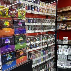 Vape City - So I love the vape selection here but today I'm trying some of those gummies yay!