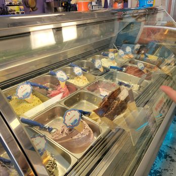Sea Star Gelato - Flavor options - Gelato Near Me - Seaside, Oregon Sea Star Gelato - Flavor options - Gelato Near Me - Seaside, Oregon